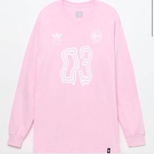 Looking for this shirt